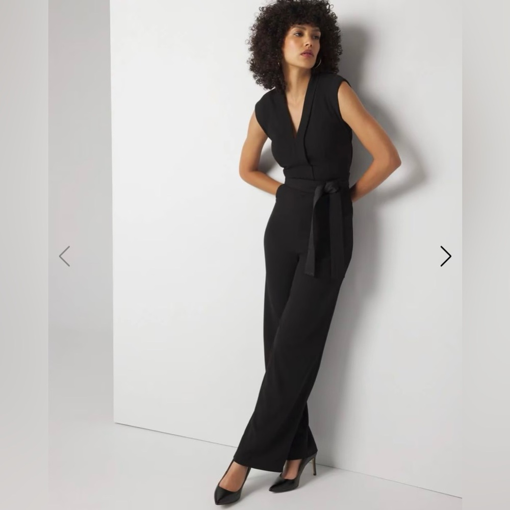New ✨White House Black Market - Sleeveless Tie Waist Jumpsuit